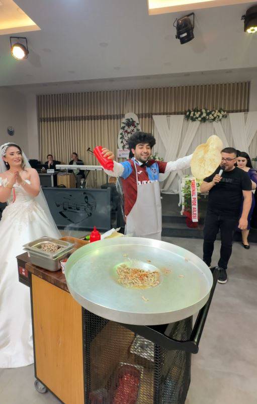 Damat geline pasta yerine tantuni yedirdi. Herkes şaştı kaldı 6